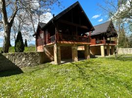 Drinka, chal&eacute; alpino em Ljubovija