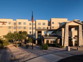 Residence Inn Phoenix North Happy Valley, hotel cerca de Pioneer Living History Museum, Phoenix