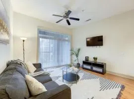 Beautiful 1Br/NRG/Pool/Wi-Fi/PetsOK/Garage parking