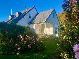 Windhaven Bed & Breakfast, hotel di Duntroon