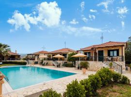 Dukes Poolside Houses, Hotel in Paralio Astros