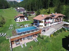 Garni Residence Soraiser, aparthotel u Selva di Val Gardeni