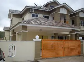 Greenleaf Angsana Homestay、ジェラントゥートのバンガロー