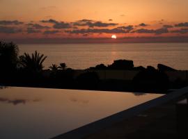 Olymp Luxury Villa C, būstas prie paplūdimio mieste Kisonerga