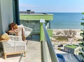 Blue Shell Apartment- Spa & Pool