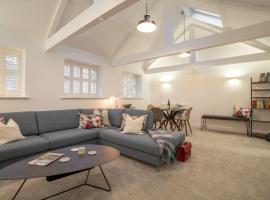 Contemporary Home by LetMeStay, holiday home in Carnforth