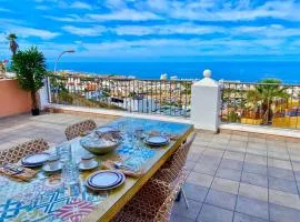 BLUE DIAMOND luxury apartment with amazing seaview in Costa Adeje