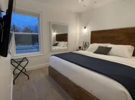 Cozy Carey Bay Cottages in Grove on Grand Lake