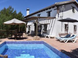 Casa KiSi Cottage, Rural Boutique Bed & Breakfast, penzión v destinácii Málaga