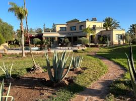 Villa Madina, Villa in Dar Caïd Layadi