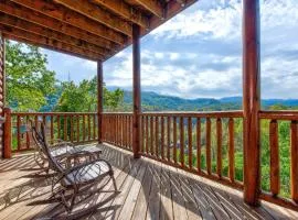 Destiny's Heavenly View, 5 Bedrooms, Sleeps 16, Pet Friendly, Hot Tub, Pool Table