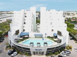 Nuvo Suites Hotel - Miami Doral, hotel in Miami