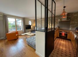 Le Chic à Barbizon، فندق في باربيزون