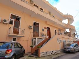 Hotel CasaMia، بيت عطلات في سارنده