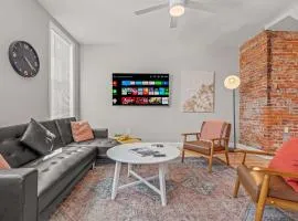 Trendy Family Friendly Northern Liberties Retreat