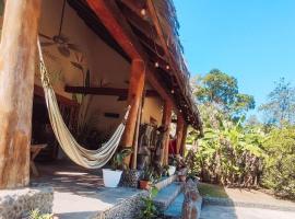 Urbanos Hostel, hotel in Santa Catalina