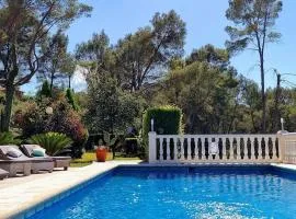 Wonderful Villa, Heated Pool, Near Beautiful Town