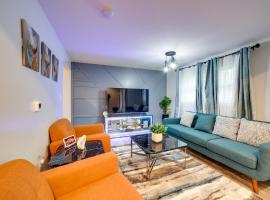 Monroeville Vacation Rental - 2 Mi to Downtown!, hotel em Monroeville