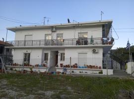 Eirinis home, room in Skala Prinou