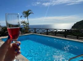 Tropical Garden, villa sa Arco da Calheta