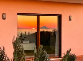 GREEN APARTMENT in VILLA ANGISI, bed and breakfast en Drapia