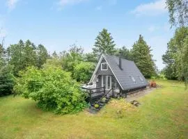 Nice Home In Ebeltoft With Kitchen