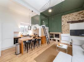 Superbe appartement avec jardin Dinan centre - Jerzual, Übernachtungsmöglichkeit in Dinan