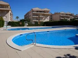 AT058 Comunidad con 2 piscinas, a 5 min a pie de la playa