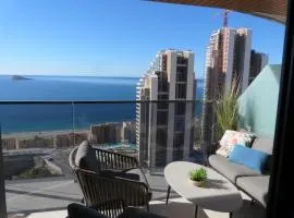 Sunset Waves Modern Apartment 200m From The Beach