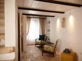 RESIDENZA VICO MORO