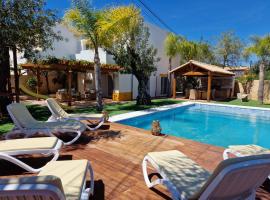 Real Village, hotel cu piscine din Quarteira