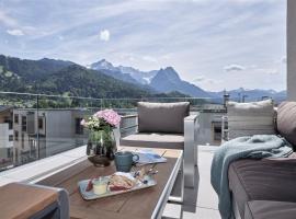 Apartment BergRoof, hotel near Zugspitzbahn - TalStation, Garmisch-Partenkirchen