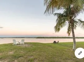 The Goodland Bay Cottage