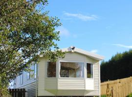 Crannich Holiday Caravans, парк-готель у місті Killichronan