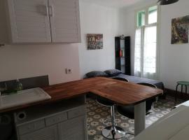 Studio tout confort dans le centre historique, apartmán v destinaci Prats-de-Mollo-la-Preste