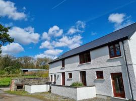 Kestrel Farmhouse, holiday home in Llandovery