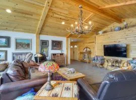 Jefferson Home w/ Mountain Views & Horse Pastures