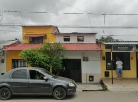 Casa lowcost relajación, allotjament vacacional a La Dorada