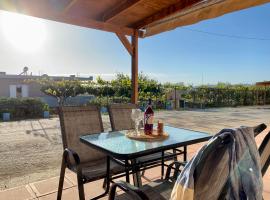 Peaceful Apartment, in the nature, with yard "3", hotel Zipárion városában