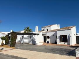 Awesome 5* Lux Villa - El Valle - Pool/Jacuzzi, viešbutis Mursijoje