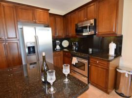 Luxury San Felipe Mexico Golf Course Condo, hotel in La Ponderosa