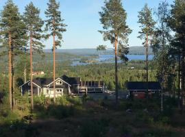 Vackert fjällhus med underbar utsikt, hotell i Järvsö