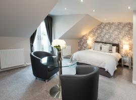 3 Private bedrooms attached to hosts home Free parking, hotel en Perth