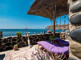Serenity Blue (Cave house), hotel v mestu Akrotiri