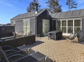 8 person holiday home in Fars, hotel in Ertebølle