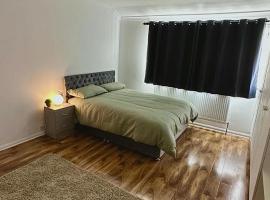 Cozy home in a peaceful area, homestay in Hayes