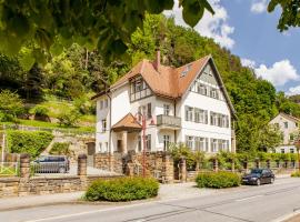 Villa Elbufer, hotel con parcheggio a Bad Schandau