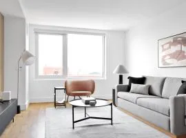 Downtown BK 1BR w WD Deck nr TJ NYC-879