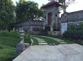 Kedis villa, отель в городе Mayong