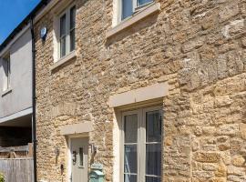 Beautiful Honeycomb Cottage in heart of Cotswolds, hotel in Chipping Norton